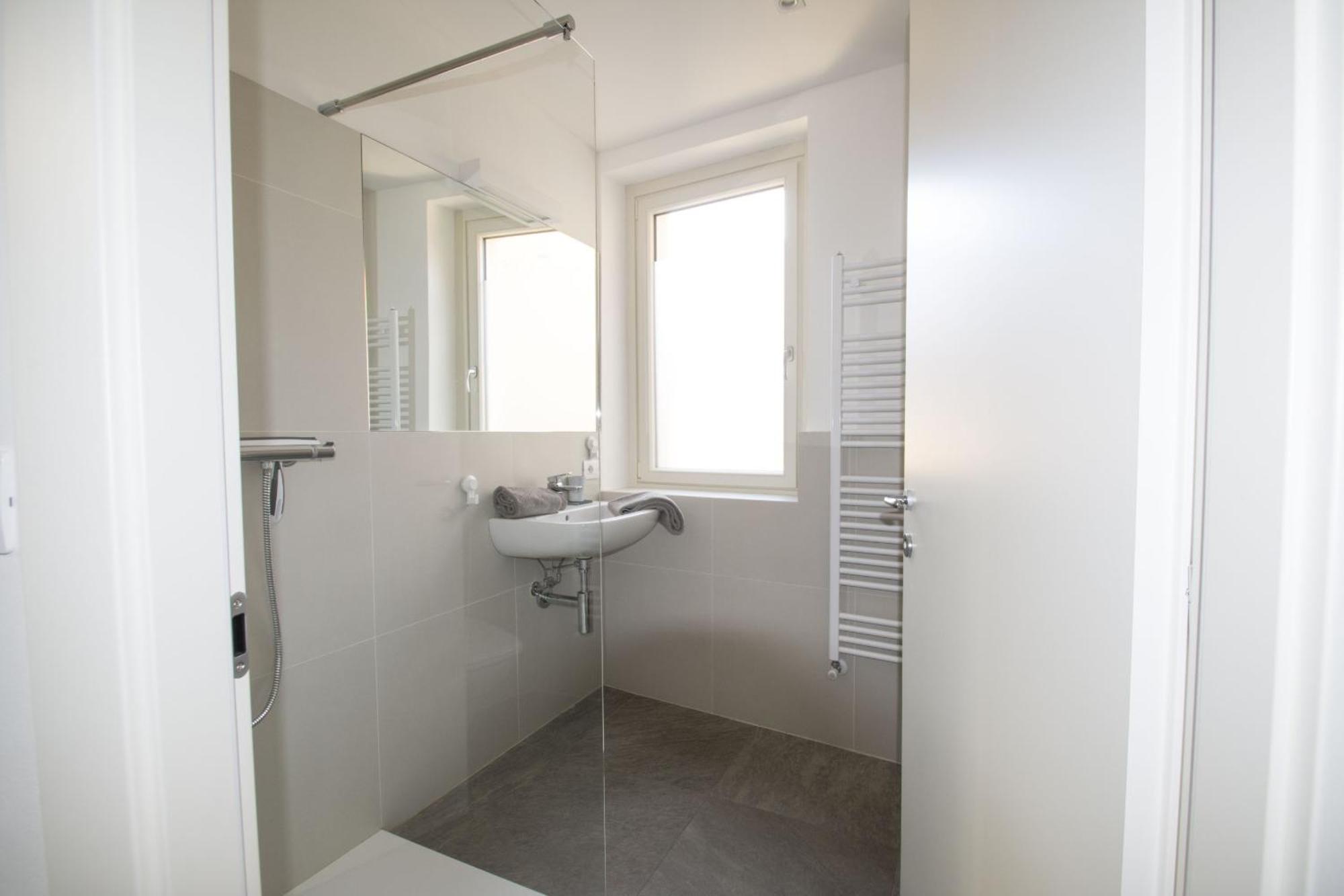 דירות Castelveccana Casa Lea מראה חיצוני תמונה